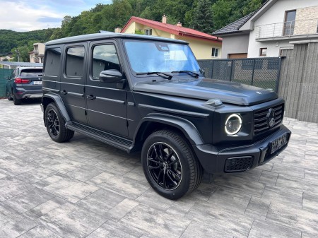Mercedes-Benz G