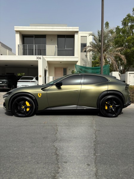 Ferrari Purosangue