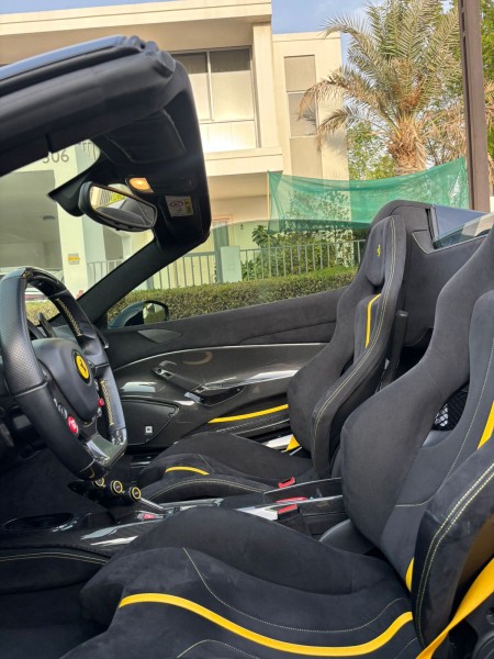 Ferrari Pista Spyder